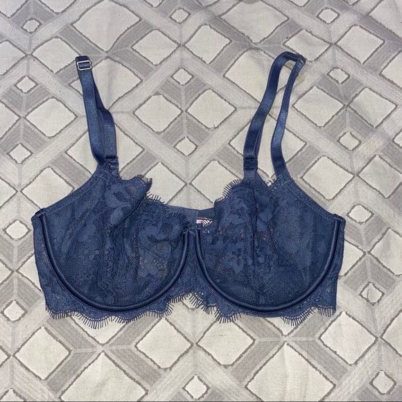 VS Lace bra - Picture 2 of 7